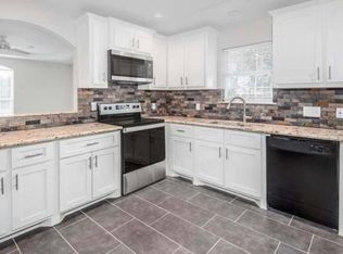 4717 Mallow St, Houston, TX 77033