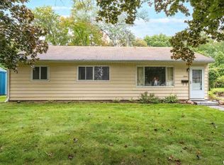 2921 27th Ave, Rock Island, IL