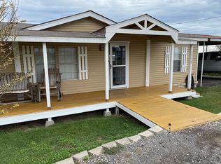 1552 County Road 4511, Hondo, TX 78861