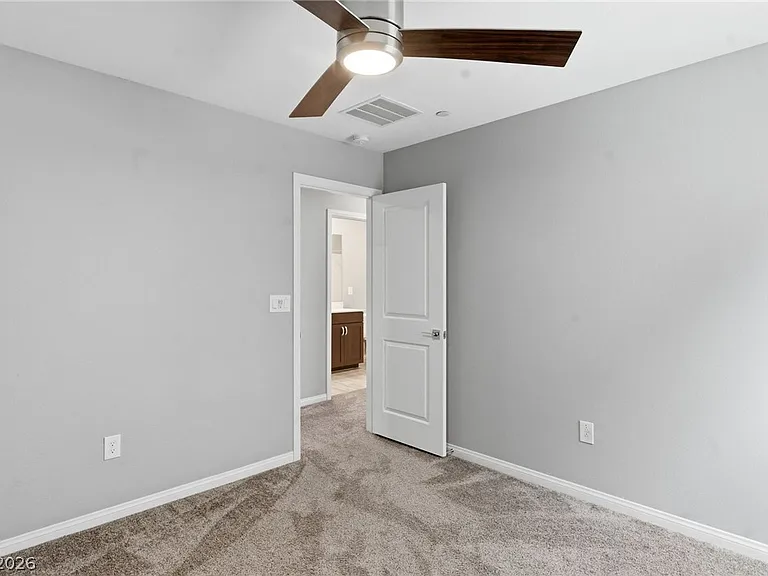 2599 Tolmezzo St — Photo 34
