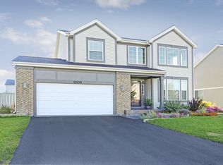 1004 Hamilton St, Shorewood, IL 60404