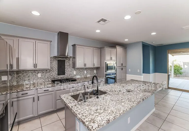 22555 N Diamond Dr — Photo 12