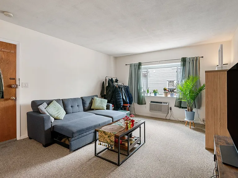 2 Larose Pl #10 — Photo 11