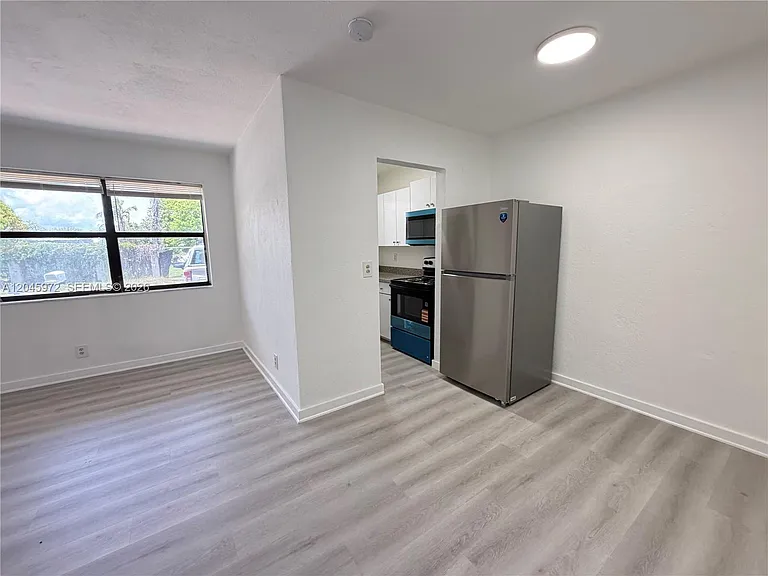 333 NW 2nd Ave #6 — Photo 5
