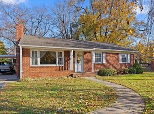 1615 Park Rd, Waynesboro, VA 22980