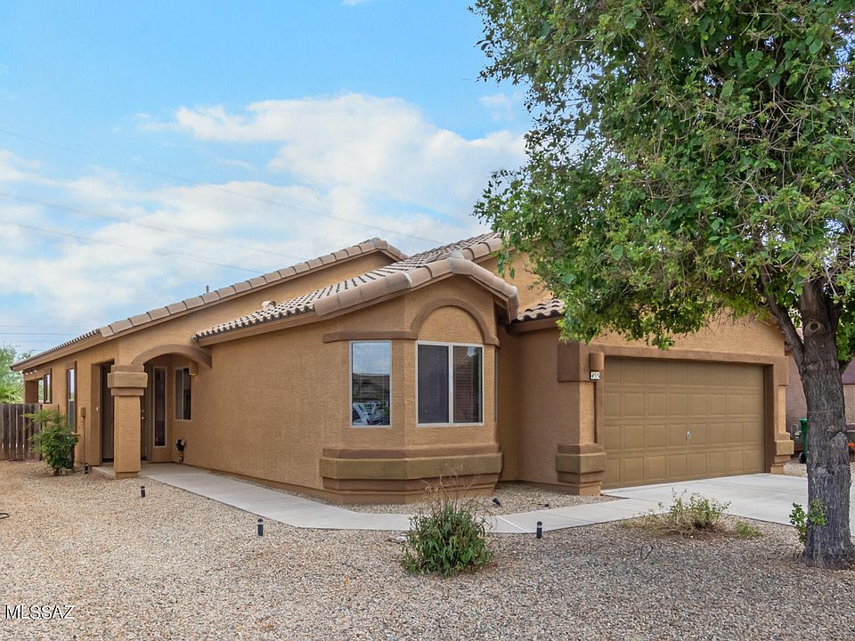 1st image of 455 W Calle Paso Suave