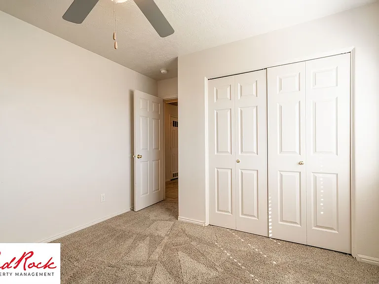 Fourplex - 620 W Evans Ridge — Photo 48