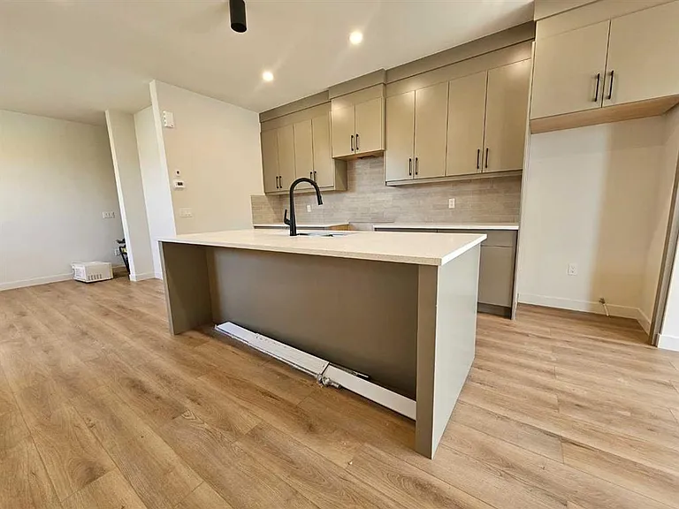 3203 14th Ave SW — Photo 15