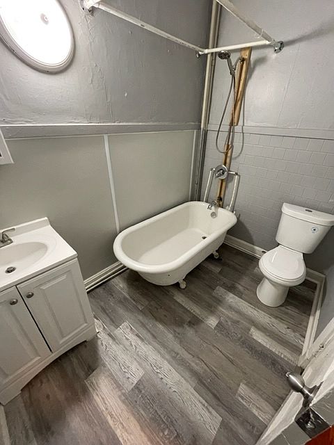 1st image of 4144 Warwick Blvd