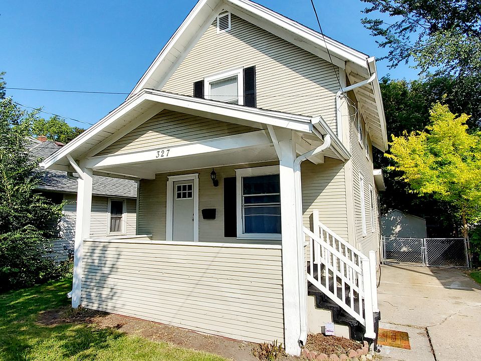 1st image of 327 Leslie St