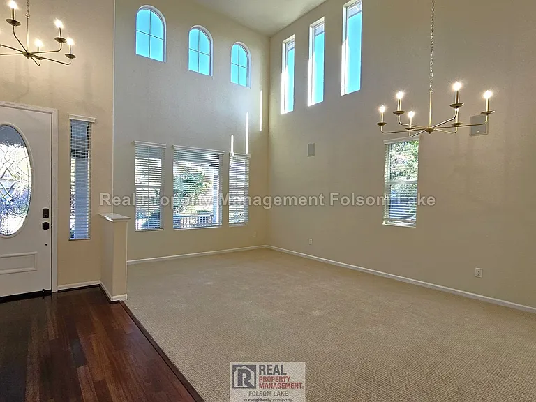 4446 Menaggio Way — Photo 3