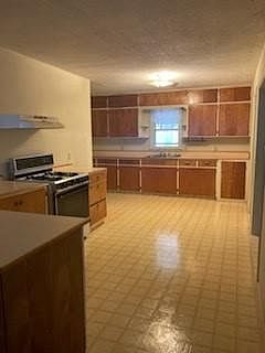4th image of 733 N Kansas Ave