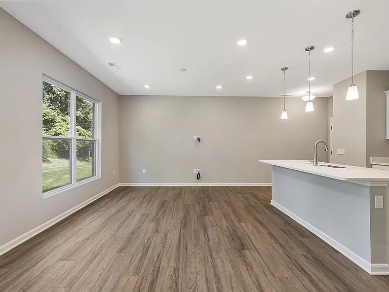 4860 Osprey Pointe Dr — Photo 17