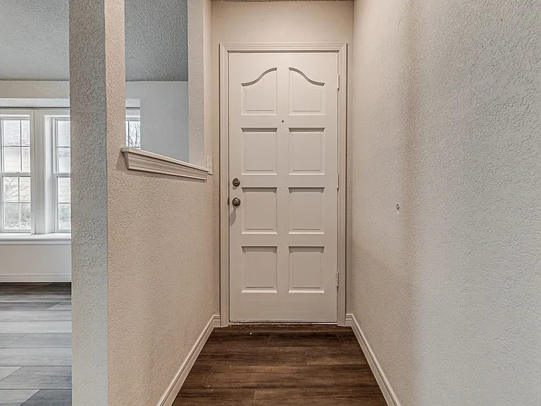 14527 S Maple Pl — Photo 4