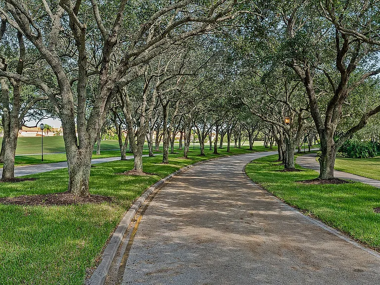 5065 Harmony Cir #106 — Photo 30