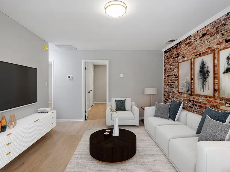 South Valley Apartments — Photo 43