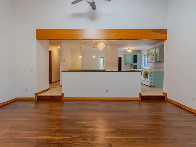 4015 Holiday North Ct — Photo 14