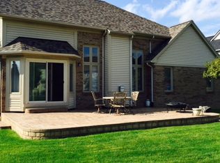 49360 Yale Dr, Macomb, MI 48044