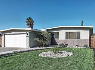 2207 Santa Rosa Dr, Fairfield, CA 94533