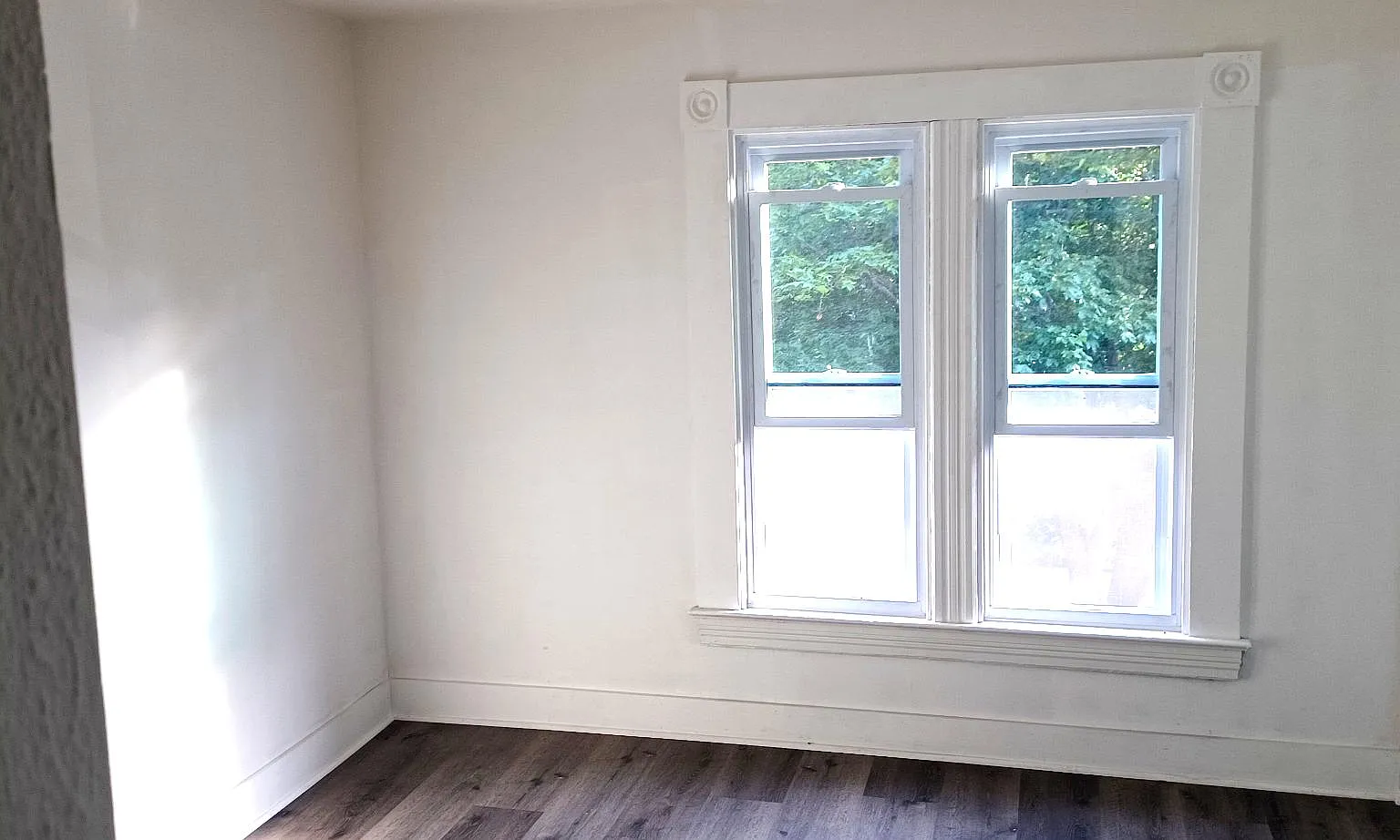 394 Hope St — Photo 2