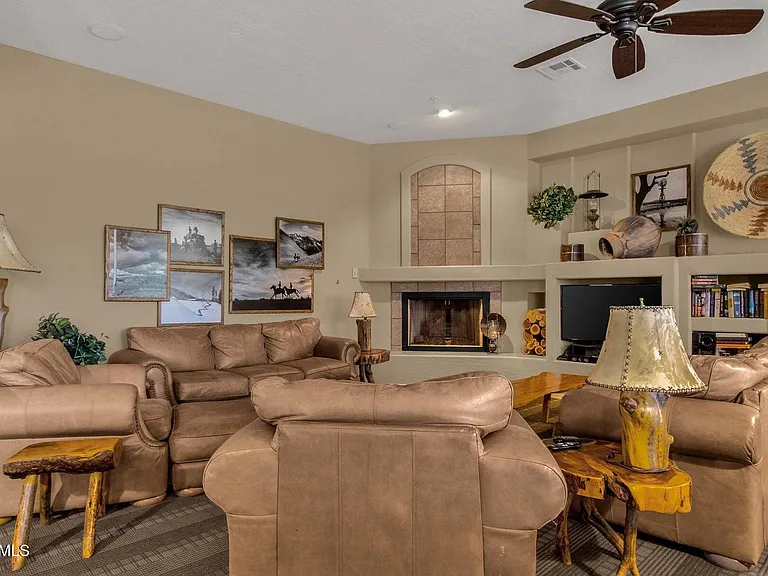11500 E Cochise Dr #1010 — Photo 48