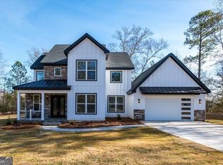 100 Lakeside Dr, Forsyth, GA 31029