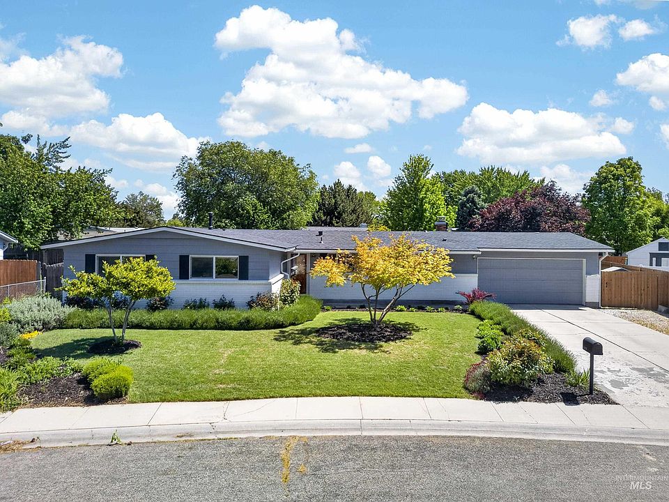 1st image of 9675 W Caraway Dr