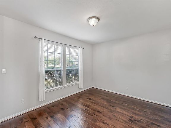 5th image of 6202 Royal Hollow Ln