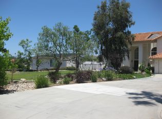 1902 Quiet Ranch Rd, Fallbrook, CA 92028