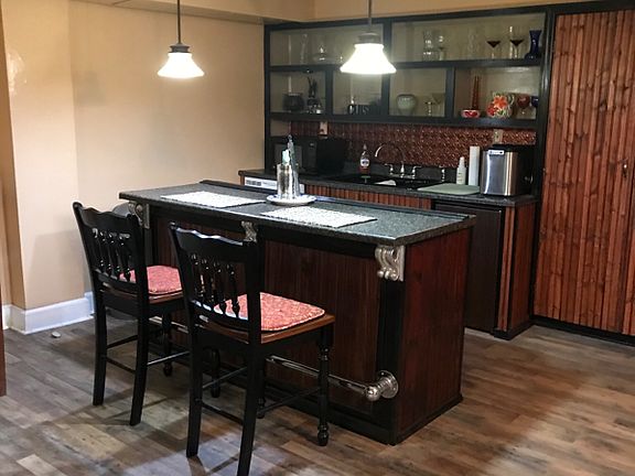 4th image of 248 Main St #2