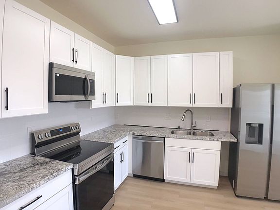 5th image of 2211 Rio Grande Blvd NW #307
