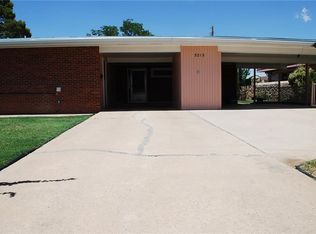 5215 Mount Rushmore Ln, El Paso, TX 79904