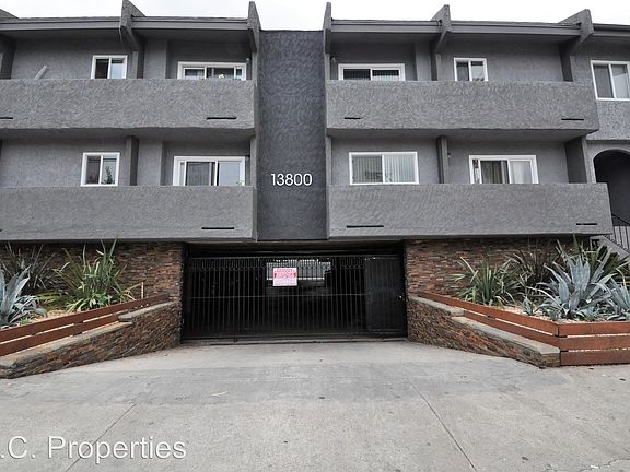 2nd image of 13800 Sherman Way APT 202
