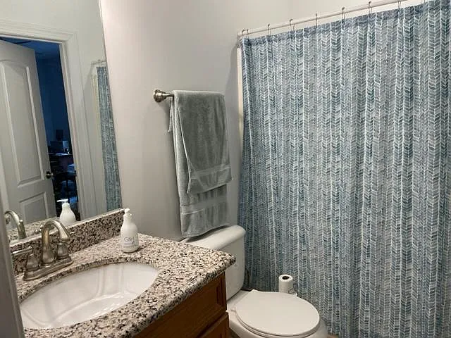7600 Oster Dr — Photo 6
