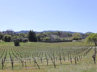964 Chiquita Rd, Healdsburg, CA 95448