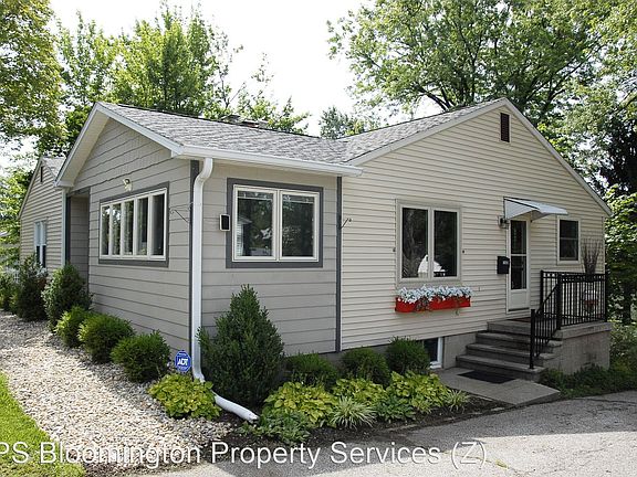 2nd image of 2408 E 7th St #3746409