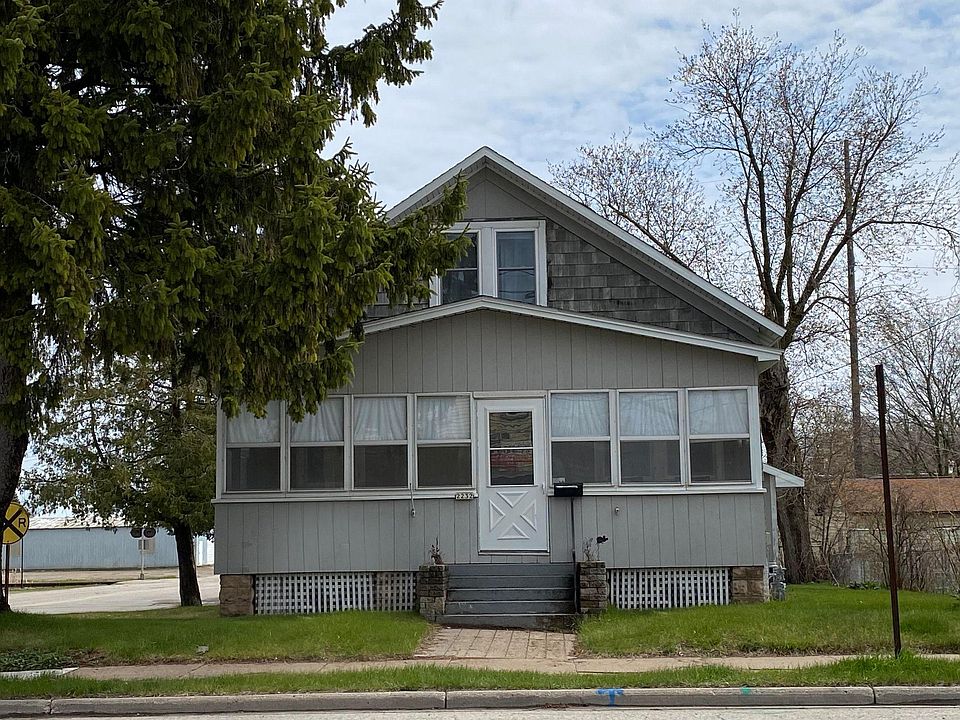 1st image of 2232 13th St