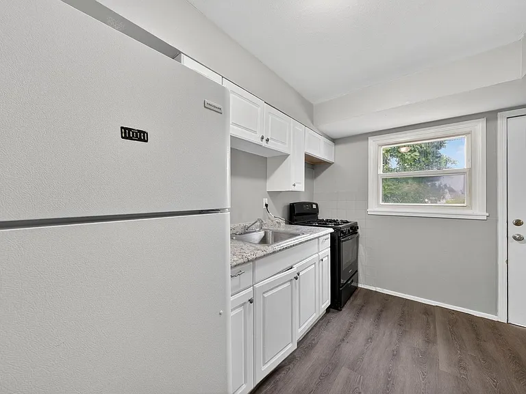 416 Crawford Rd — Photo 14