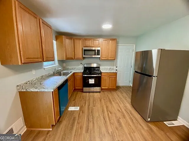 6425 Westbury Rd — Photo 3
