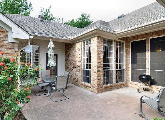 4th image of 3409 Dartmouth Dr