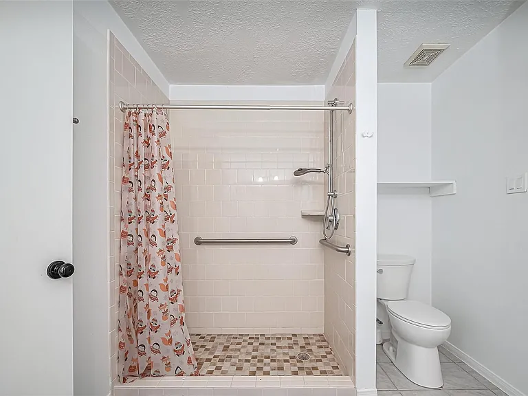 17046 Applecross Ln — Photo 27