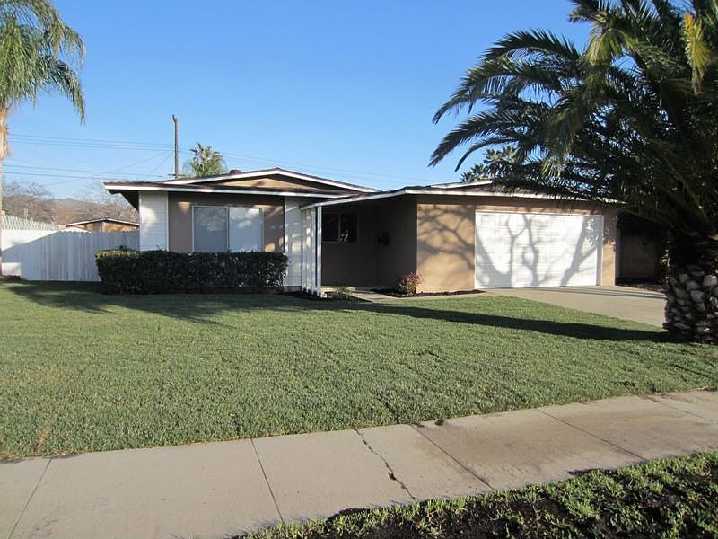 1st image of 5265 Yosemite Dr