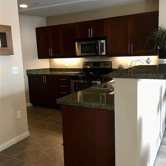 253 10th Ave #1205 — Photo 8