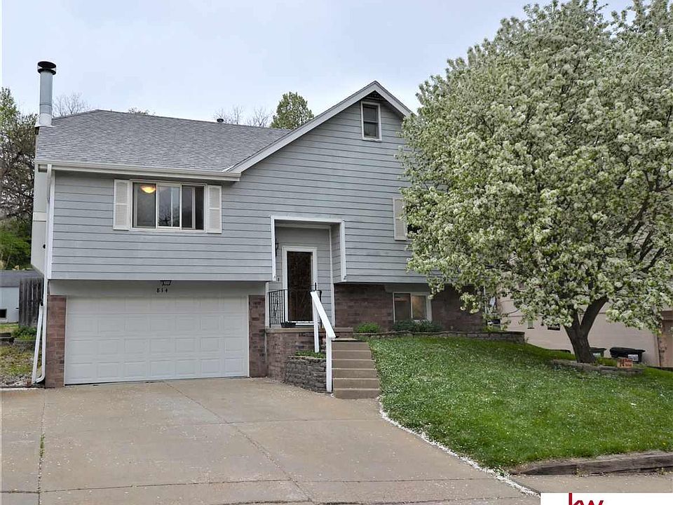 1st image of 814 A St