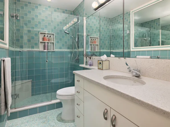 525 East 80th Street image 5 of 9