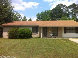 2707 Colonial Ave, Pine Bluff, AR 71601