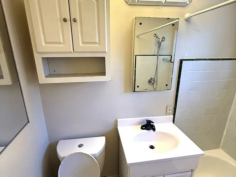 2237 Luz Ave — Photo 9