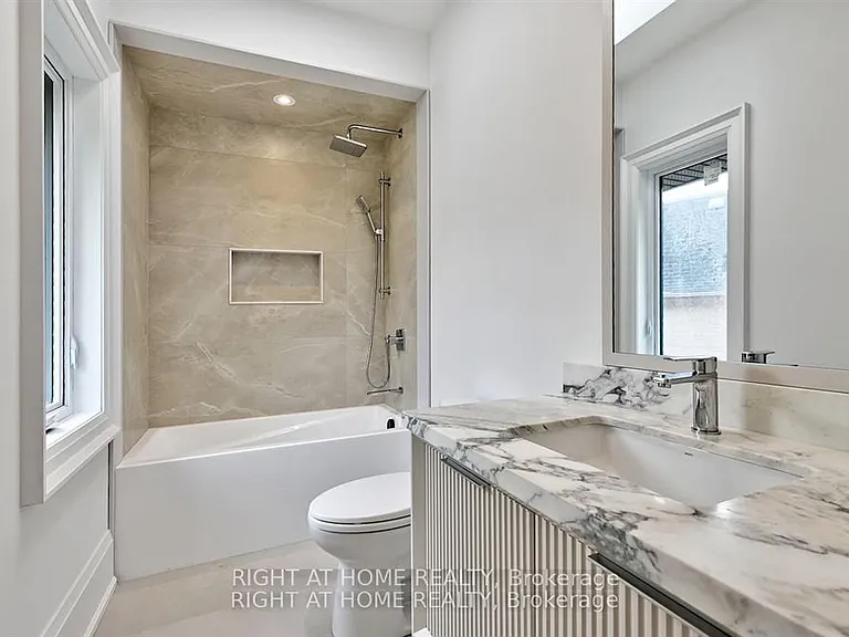 27 Hurlingham Cres — Photo 37
