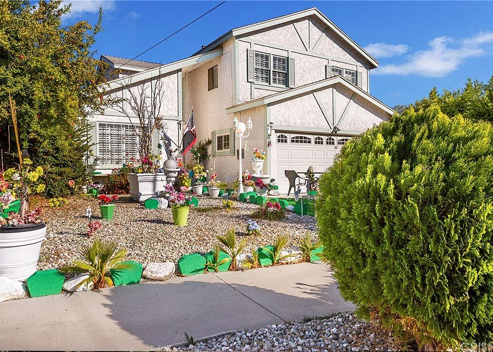 1st image of 7562 Bluebell Ave