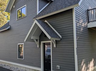 534 7th St, Traverse City, MI 49684